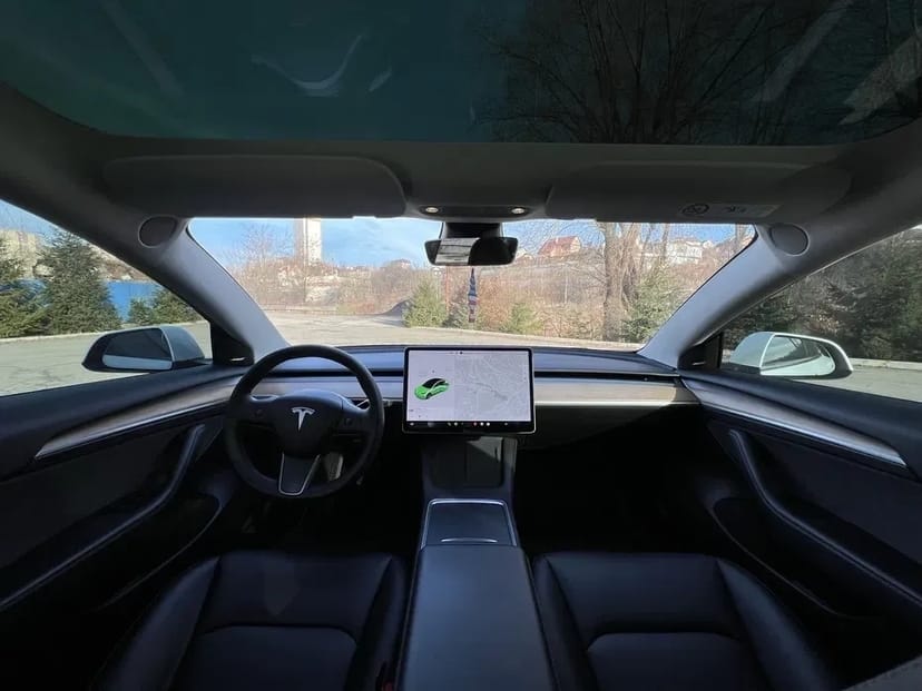Авто Tesla Model 3 2021р