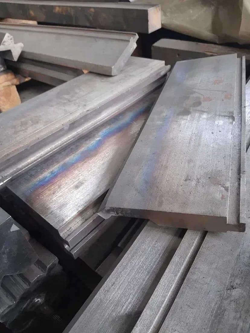 Ножі та матриці для листозгинів відновлення та виготовлення