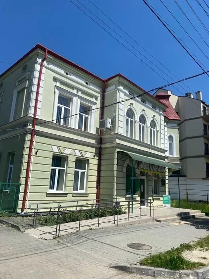 Покраска, фарбування дахів, фасадів, цехів, парканів та заборів від 5 000 грн.