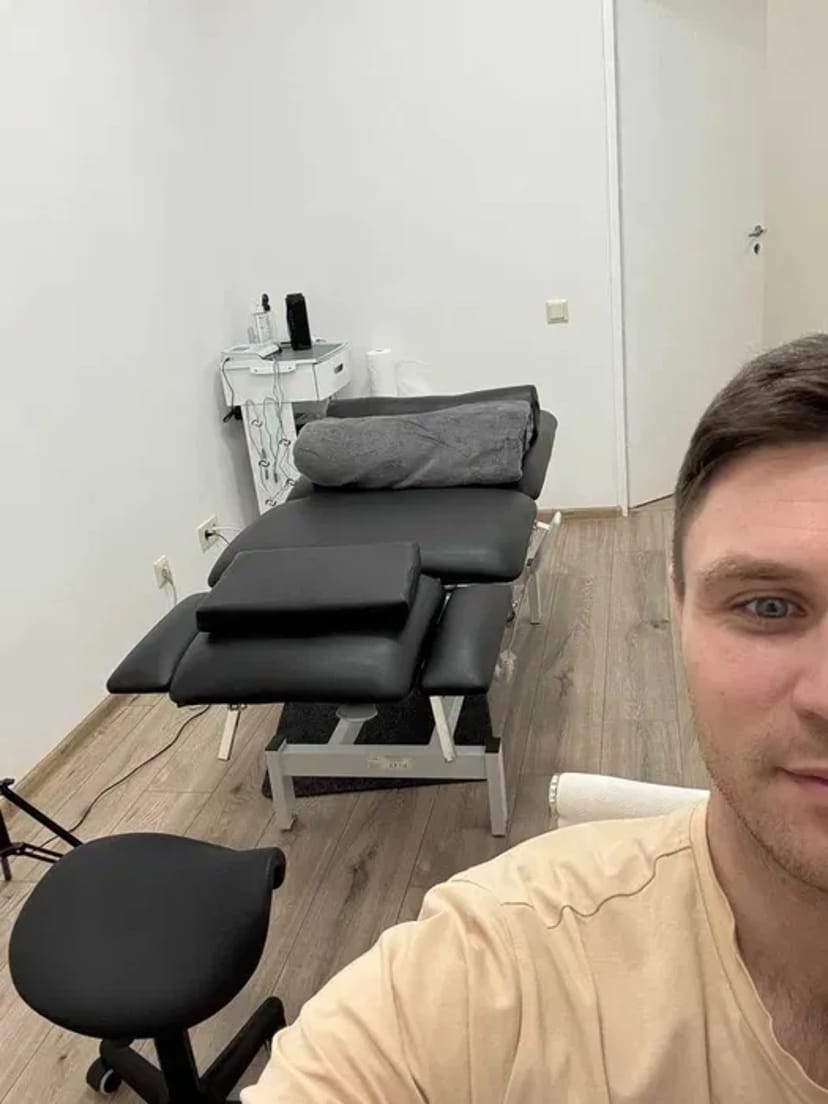 Лікар-реабілітолог, Лікувальний масаж