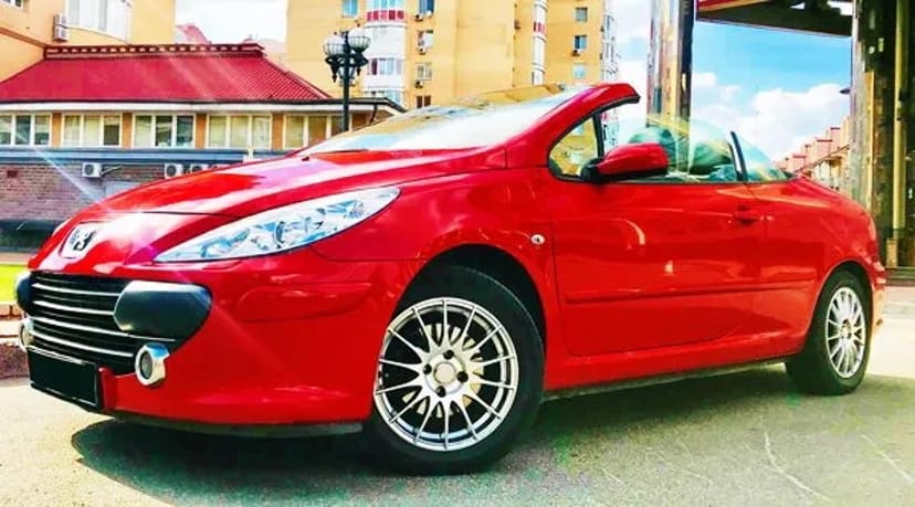 320 Кабріолет для фотосесії зйомки Peugout 307cc червоний