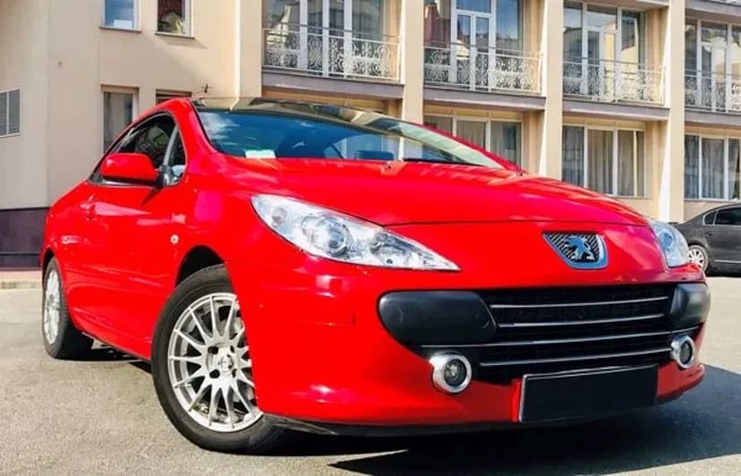 320 Кабріолет для фотосесії зйомки Peugout 307cc червоний