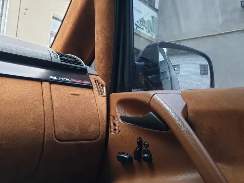Комплексна реставрація та ремонт салону авто: перетяжка, ремонт, фарбування стелі, стійок, обшивки та карт