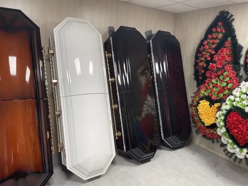 Катафалк , Перевезення померлих, Ритуальні послуги