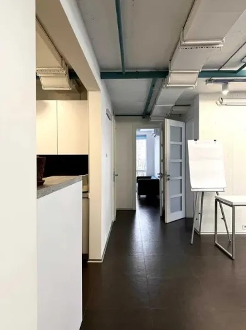 Офісне приміщення 77 м2 в ЖК Київська Венеція