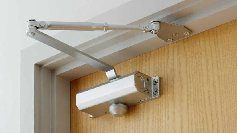 Мастер по дверным замкам: Ремонт, замена, установка. Опыт работы 30лет