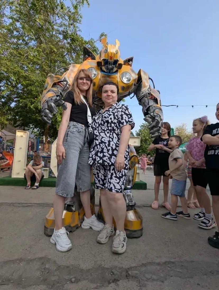 Трансформер Николаев Бамблби Аниматоры Поздравление, Робот