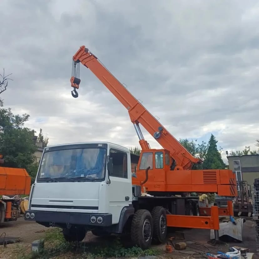 Продуктивний автокран - КТА 20