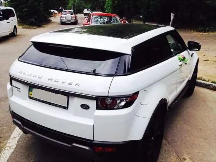 240 Позашляховик на весілля Range Rover Evoque Coupe