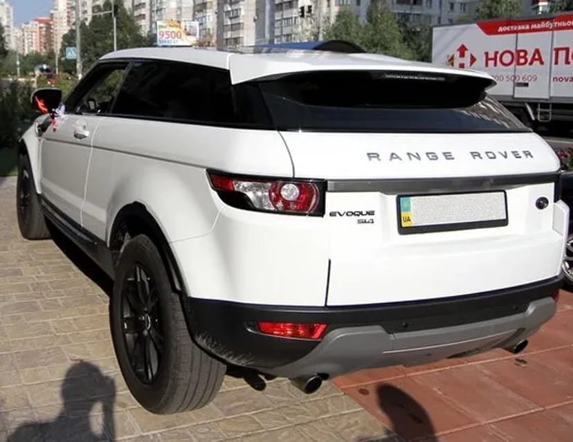 240 Позашляховик на весілля Range Rover Evoque Coupe