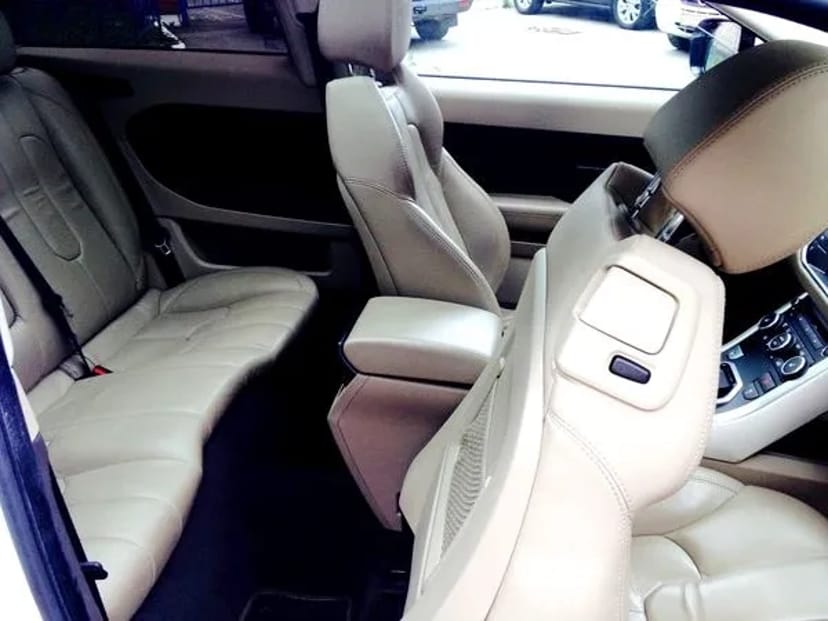 240 Позашляховик на весілля Range Rover Evoque Coupe