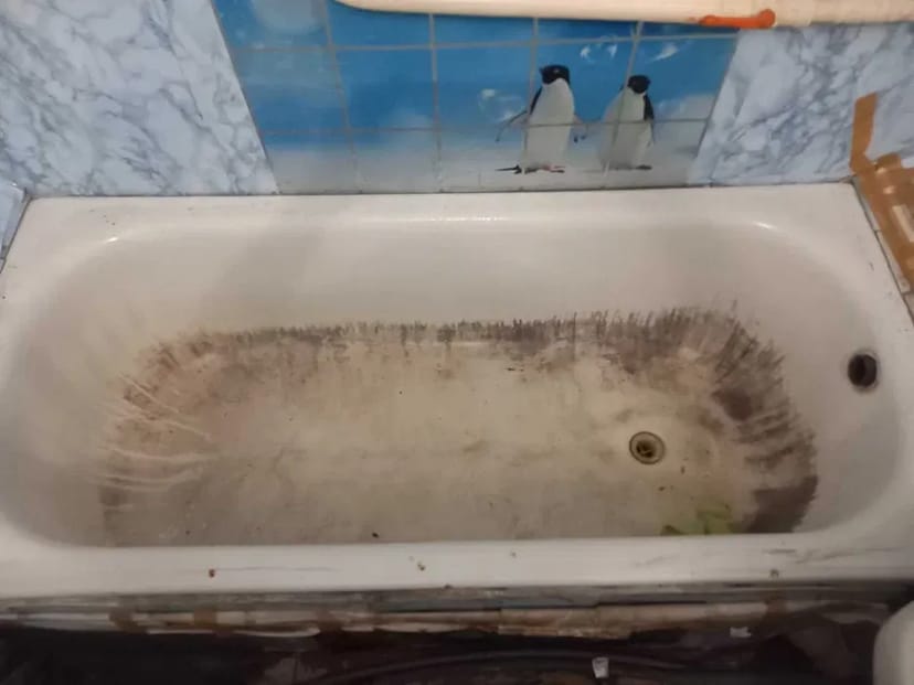 Реставрація ванн металевих, акрилових, чавунних та піддонів.