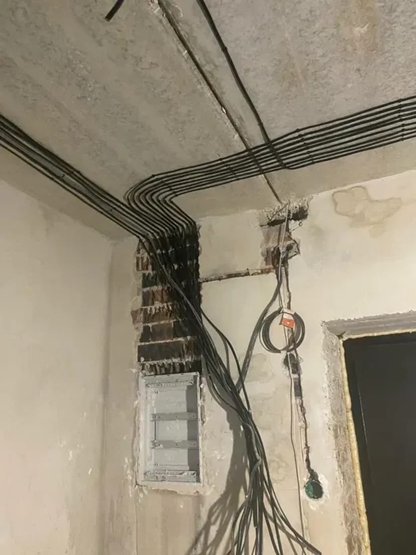 Електромонтаж під ключ-Івано-Франківськ. Послуги електрика.