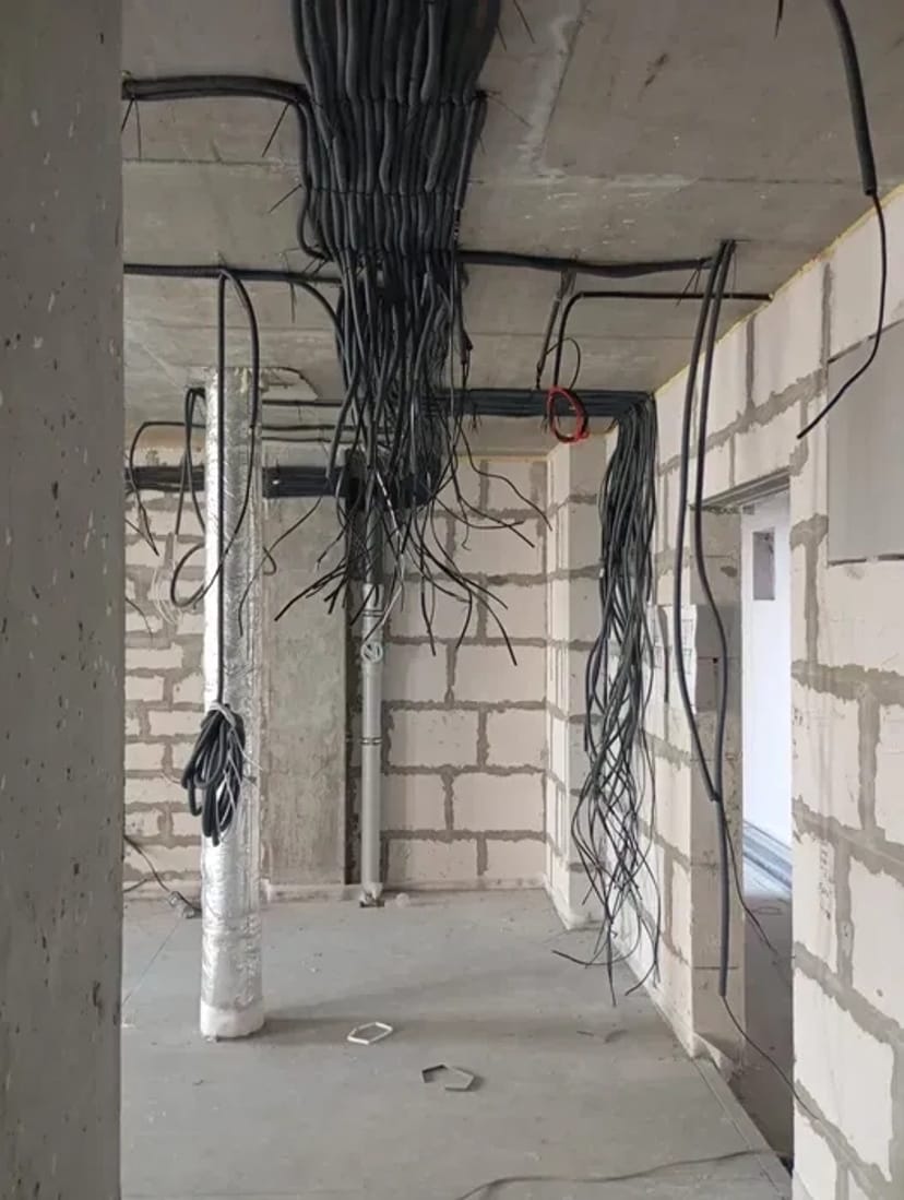 Електрика. Електромонтаж. Встановлення аварійного живлення. Інвертор з ак