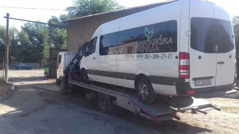 Евакуатор, евакуатор по місту та Україні. Перевезення, буксирування авто