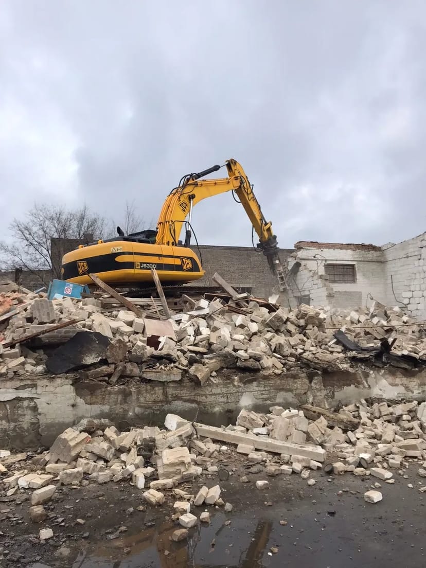 Гусеничний екскаватор JCB 330 земляні роботи