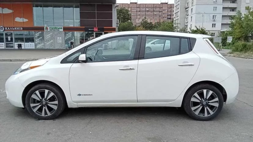 Nissan leaf 2016 30 квт/ч usa выкуп