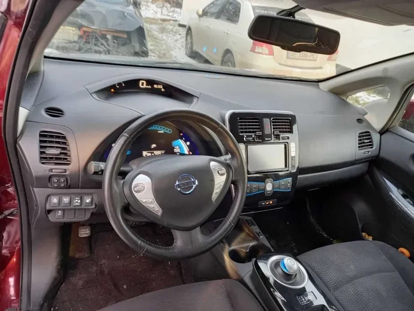 Nissan leaf 2016 30 квт/ч usa выкуп