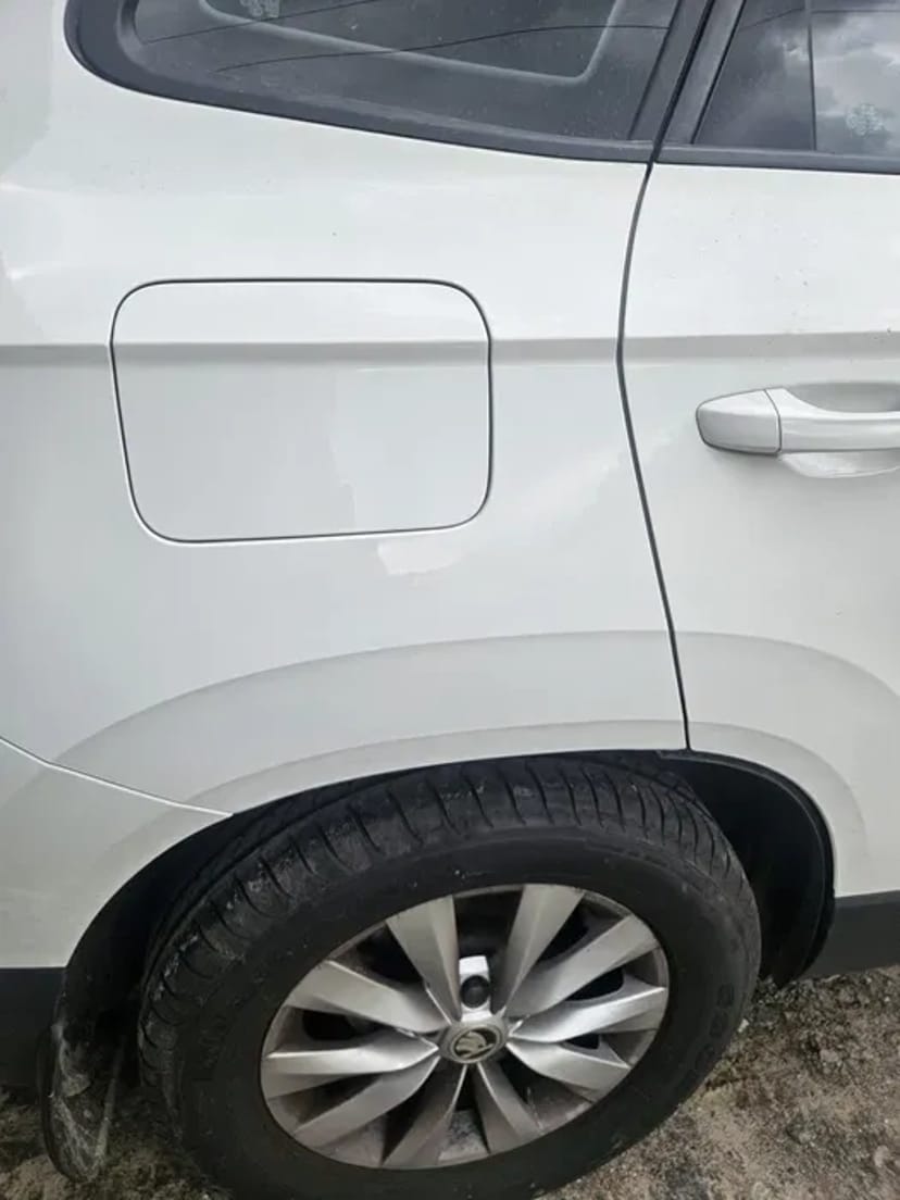 Точкове фарбування пошкоджених ділянок авто: ремонт сколів та глибоких подряпин