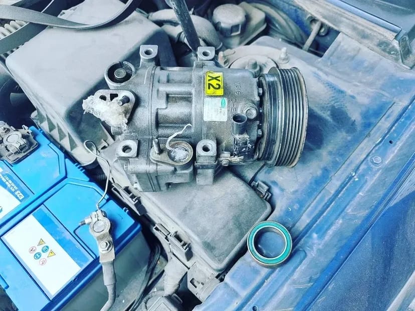 Заправка автокондиционеров профессиональной итальянской установкой