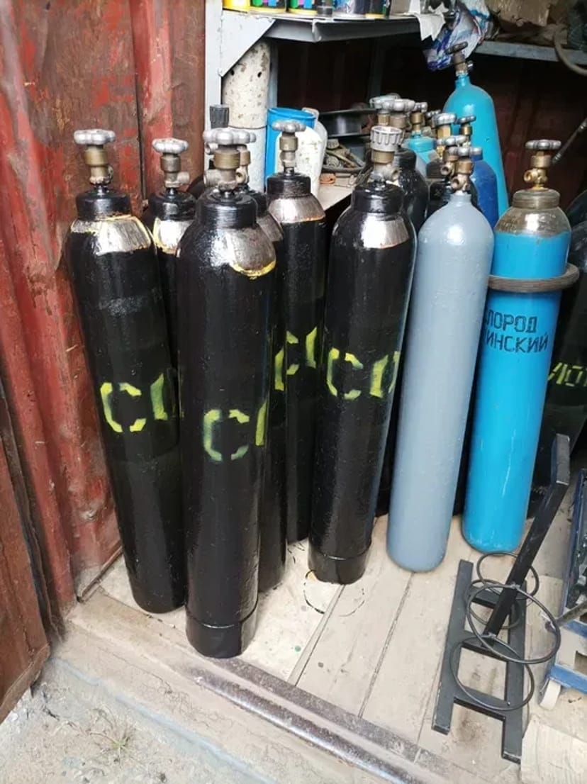 Заправка баллонов углекислотой.кислородом.аргоном баллонов. 350 грн.