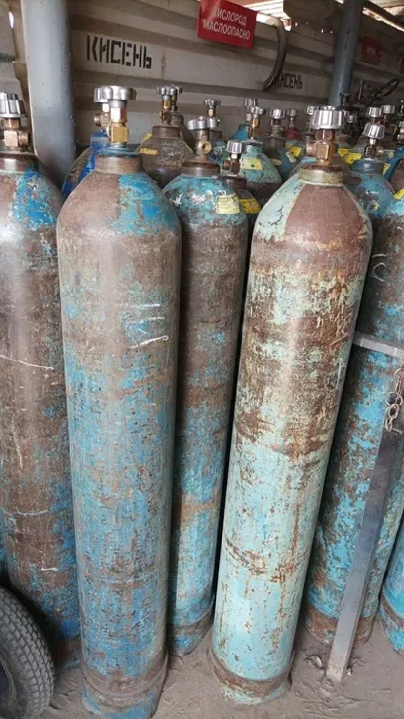 Заправка баллонов углекислотой.кислородом.аргоном баллонов. 350 грн.