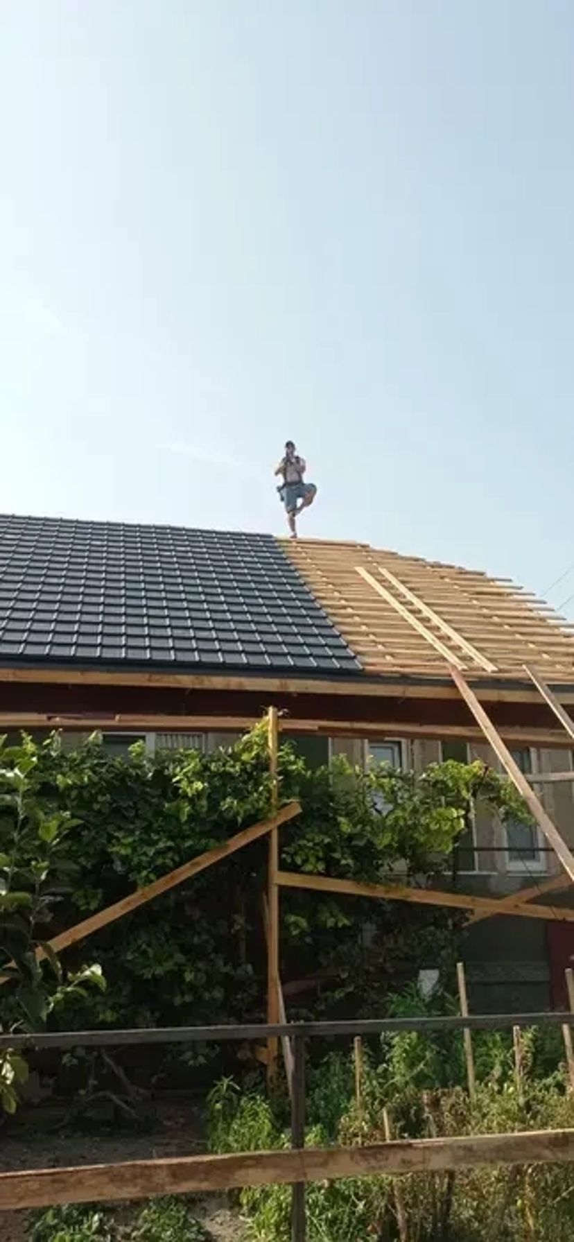 Покрівельні роботи: дах під ключ