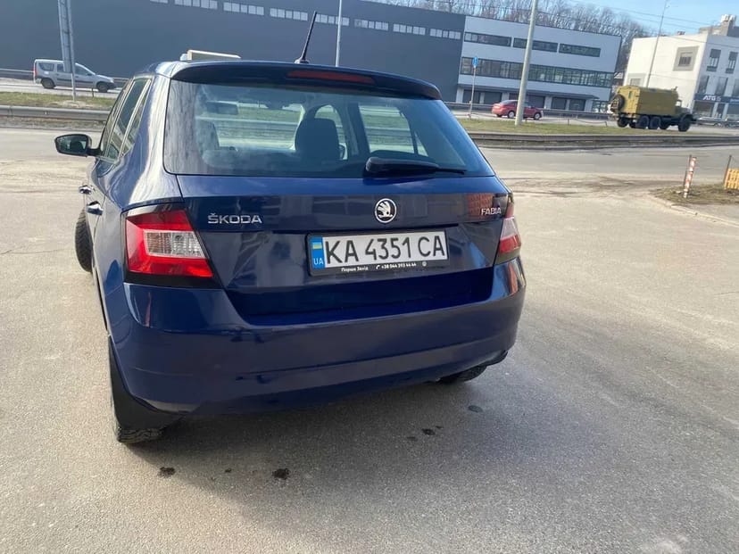 Авто Skoda Fabia 2016р. (довгостороково)