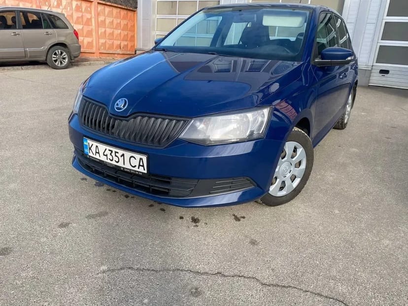 Авто Skoda Fabia 2016р. (довгостороково)