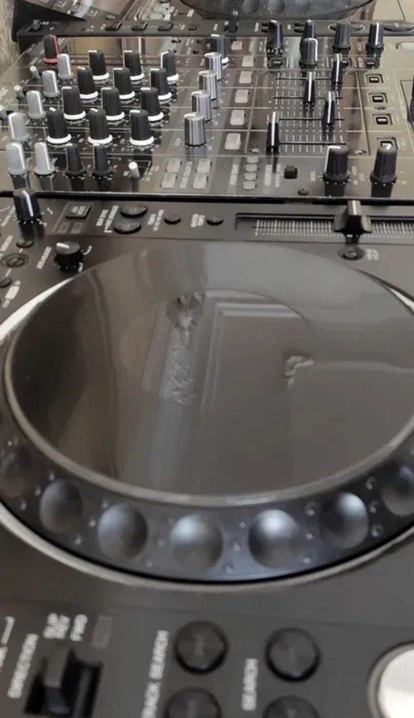 Dj Place апаратура, Dj обладнання, mixer, CDJ Pioneer 4 000 грн.
