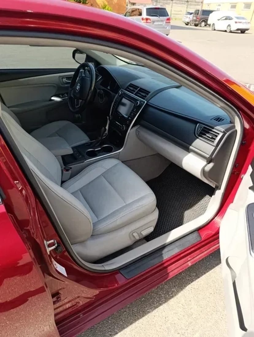 Авто Toyota Camry 5 2016 гібрид/газ для роботи в таксі