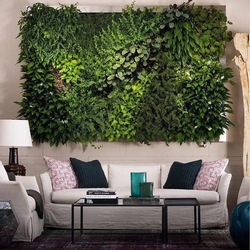 Жива стіна з рослин у вітальню, спальню. Жива композиція із квітів