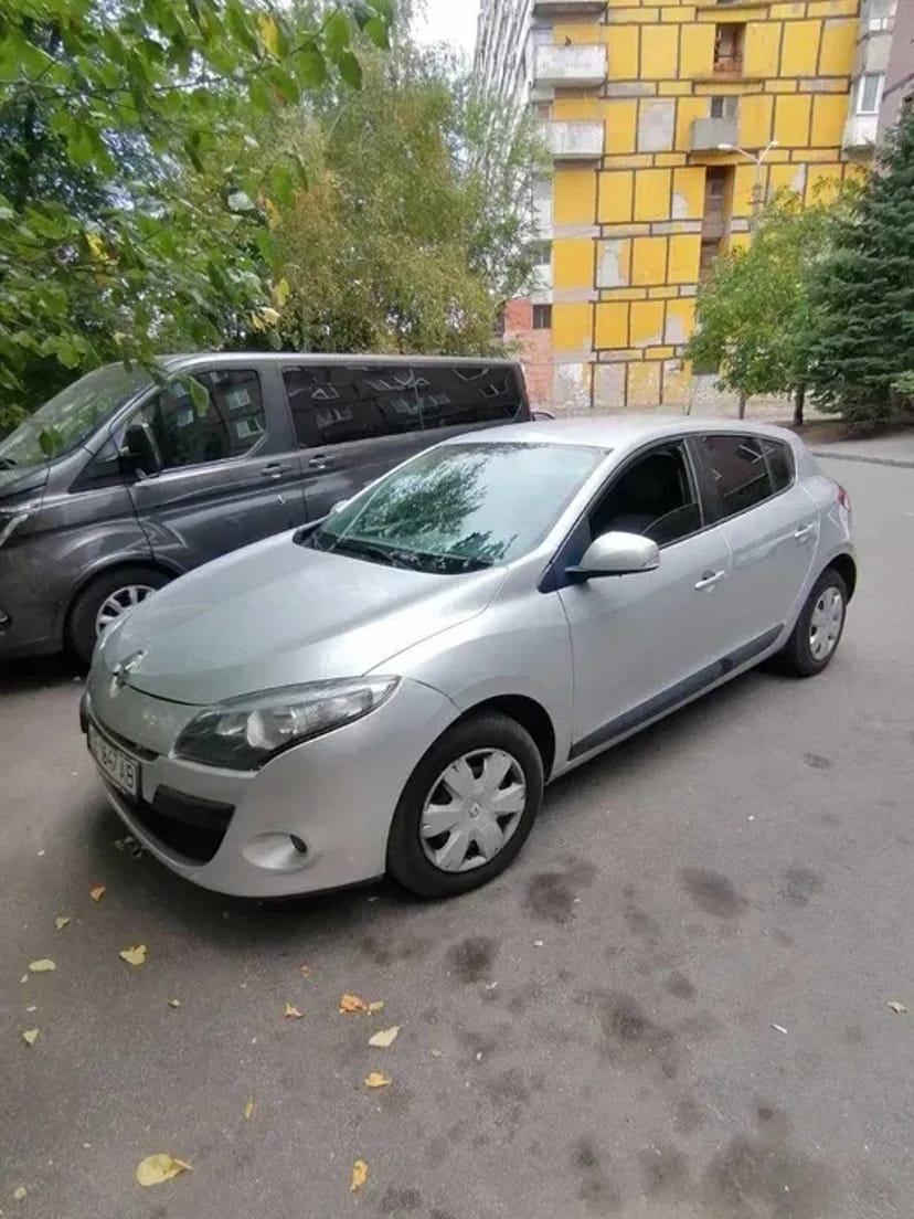 Автомобілі під Таксі: Вигідні Умови, Своєчасний Ремонт!