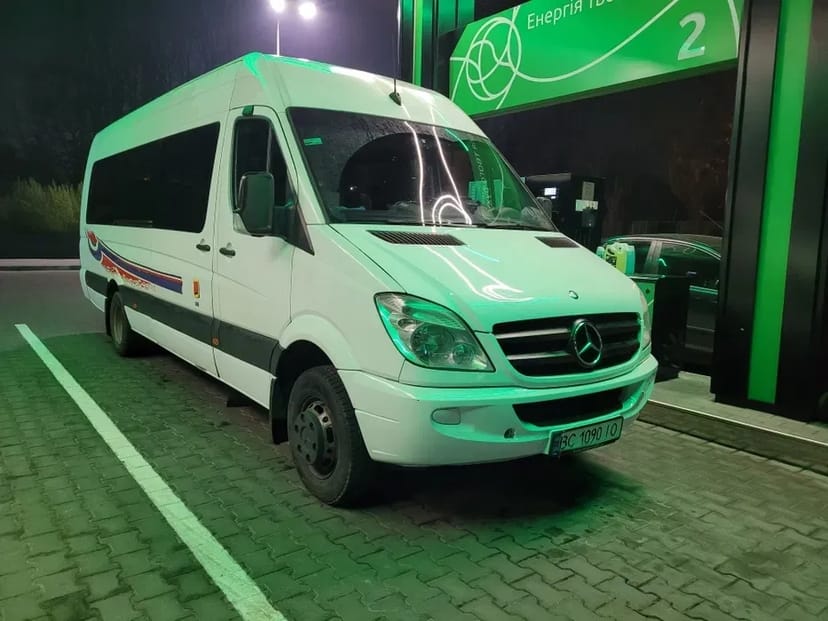 Пасажирські перевезення мікроавтобус