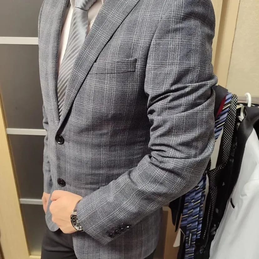 Чоловічі костюми