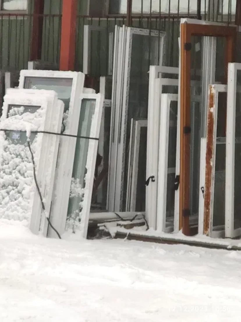 Виготовлення металопластикових вікон та дверей від виробника.