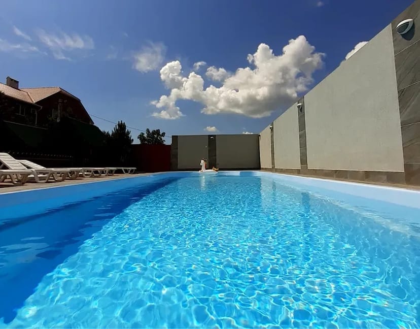 Готель у моря з басейном/курорт Санжійка,номера подобово/Edem Hotel