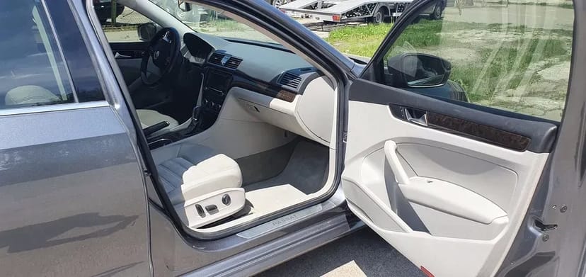  Авто під таксі