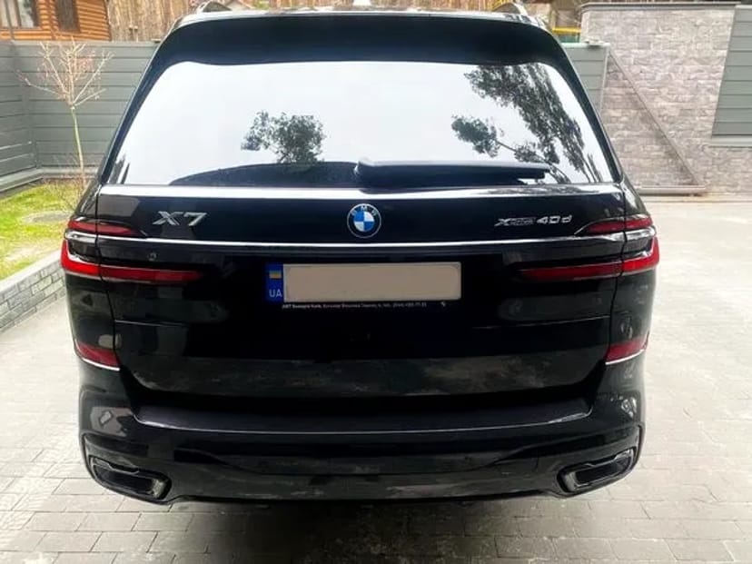 182 BMW X7 40D 2024 позашляховик без водія