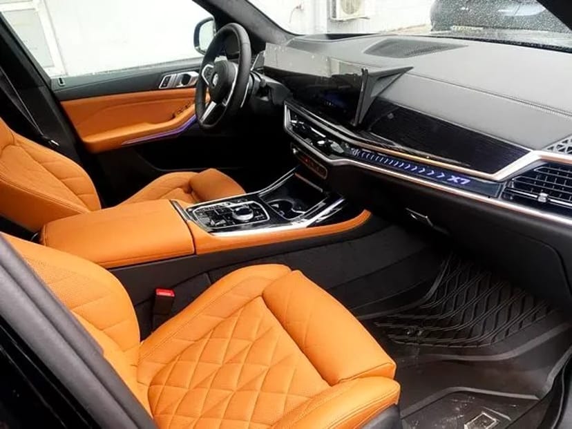 182 BMW X7 40D 2024 позашляховик без водія