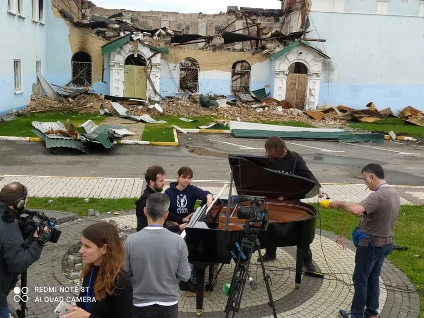 Білий рояль Bosendorfer-yamaha-Hofmann