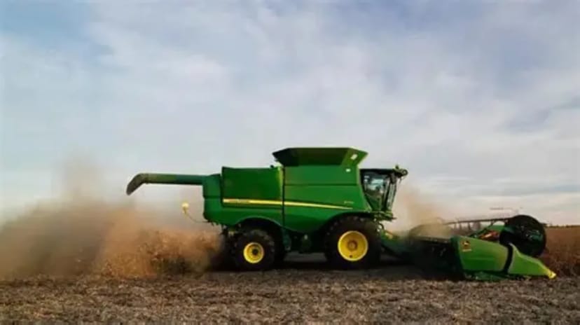 Зернозбиральний комбайна John Deere S770