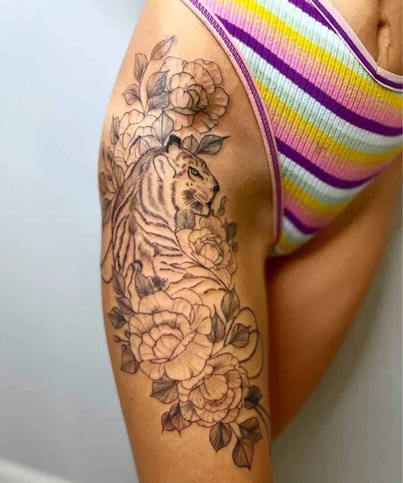 Стерильне тату: Центр, Правий берег