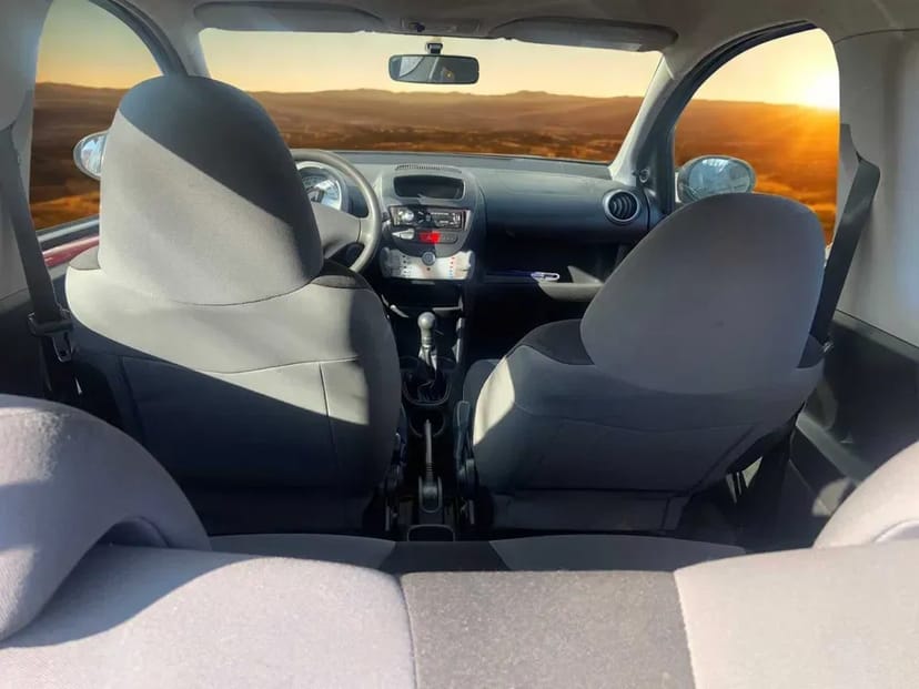 Авто Peugeot 107