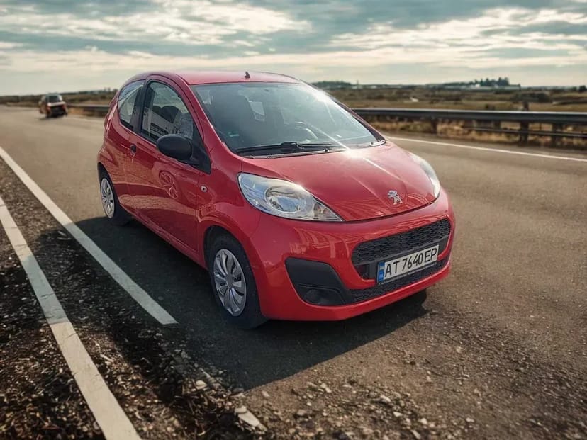 Авто Peugeot 107