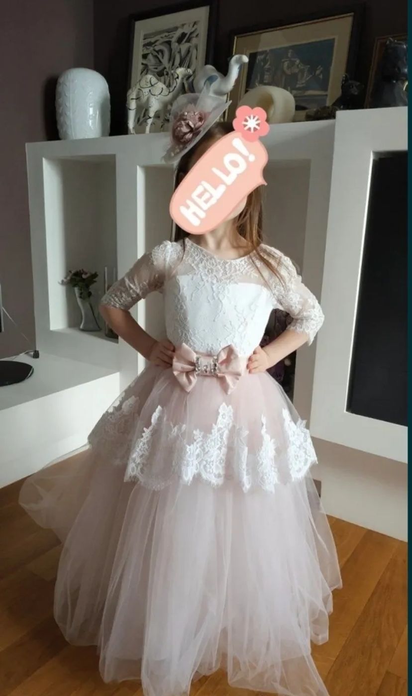 Святкові дитячі сукні