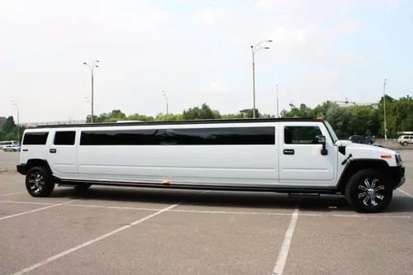 022 Лімузин на день народження Hummer H2 white 