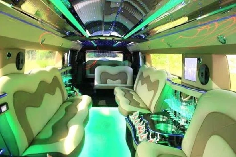 022 Лімузин на день народження Hummer H2 white 