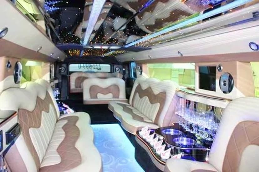 022 Лімузин на день народження Hummer H2 white 