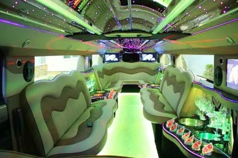 022 Лімузин на день народження Hummer H2 white 
